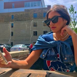 Meet your Posher, Taylor